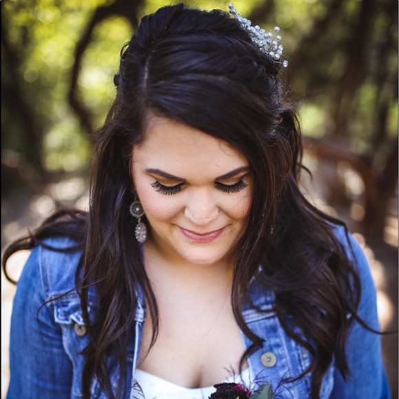 Meet your Posher, Paige - Picture 2 of 4